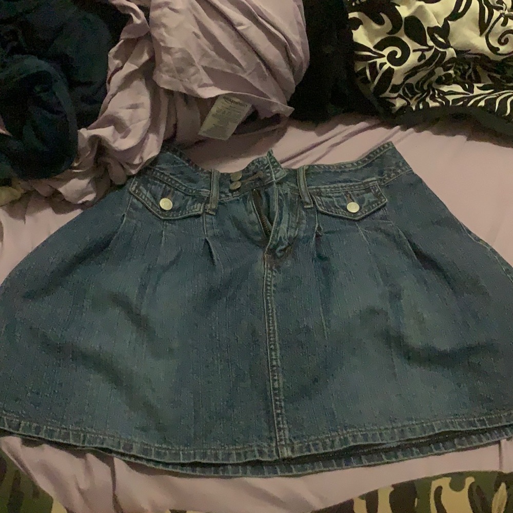 Juniors 7 Mini Skirt